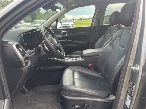 Used 2021 Kia Sorento EX image 8