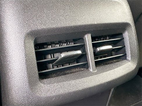Used 2019 Chevrolet Equinox LT image 23