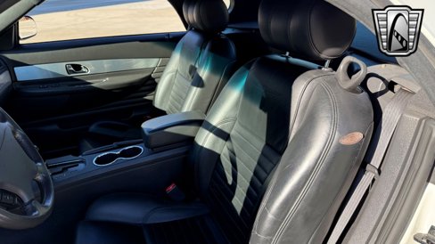 Used 2002 Ford Thunderbird image 18