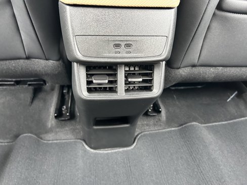 New 2026 Chevrolet Equinox ACTIV w/ Safety and Technology Package image 38