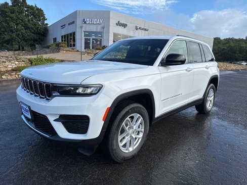 New 2025 Jeep Grand Cherokee Laredo X w/ Luxury Tech Group I image 1