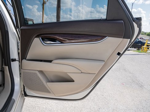 Used 2014 Cadillac XTS Luxury w/ Driver Awareness Package image 13