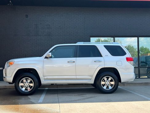 Used 2010 Toyota 4Runner SR5 image 13