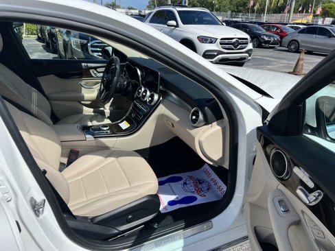 Used 2020 Mercedes-Benz C 300 Sedan image 13