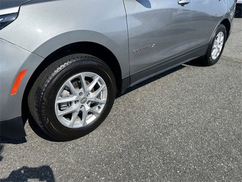 Used 2023 Chevrolet Equinox LT w/ Driver Convenience Package image 12