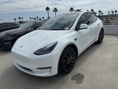 Used 2022 Tesla Model Y Performance image 1