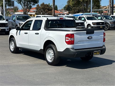 New 2025 Ford Maverick XL image 4