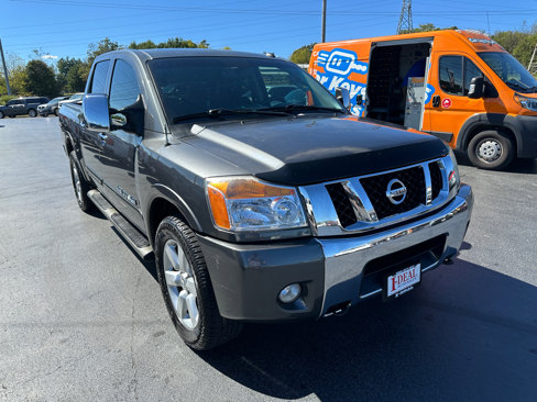 Used 2010 Nissan Titan LE w/ Technology Pkg image 6