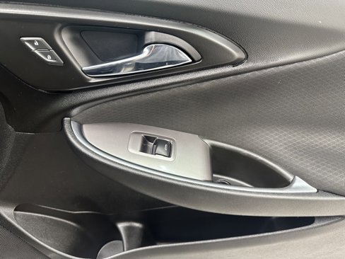 Used 2020 Chevrolet Malibu LT image 10