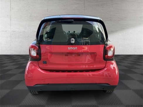Used 2018 smart fortwo electric drive image 6