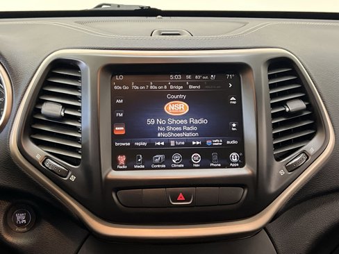 Used 2014 Jeep Cherokee Limited w/ Luxury Group image 16