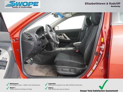 Used 2011 Toyota Camry SE image 12