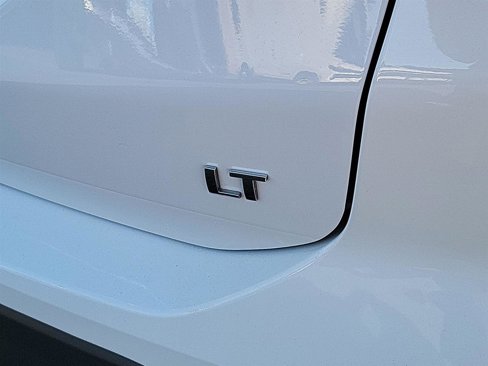 Used 2022 Chevrolet Equinox LT image 29