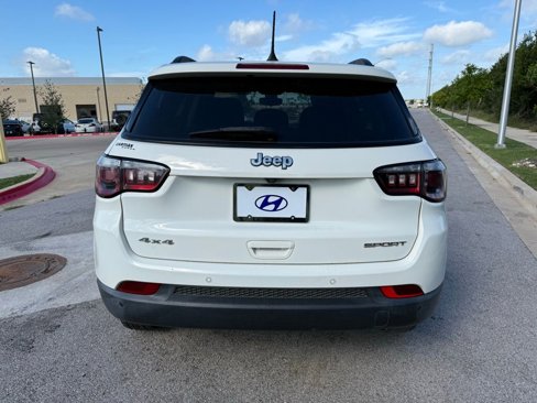 Used 2017 Jeep Compass Sport w/ Tech Group image 6