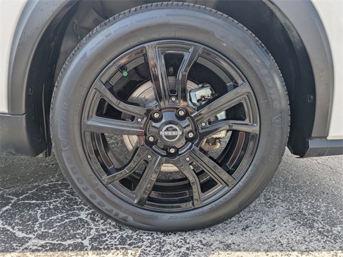 Used 2023 Nissan Kicks SV image 10
