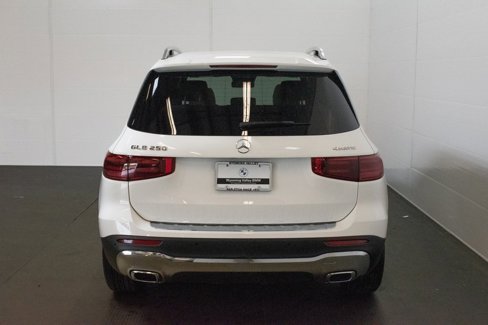 Used 2024 Mercedes-Benz GLB 250 4MATIC image 5