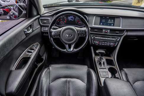 Used 2017 Kia Optima EX image 39
