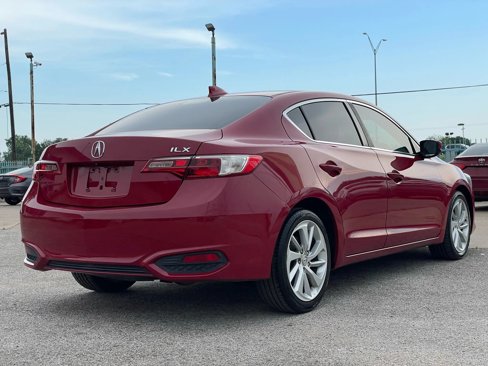 Used 2017 Acura ILX image 3