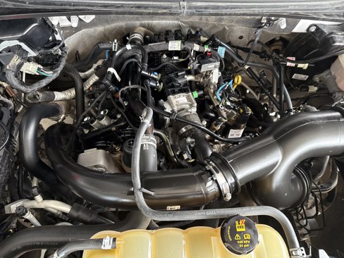 Used 2020 Ford F150 XLT image 9