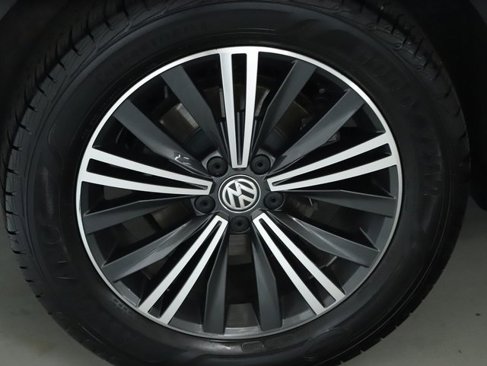 Used 2019 Volkswagen Tiguan SEL image 12