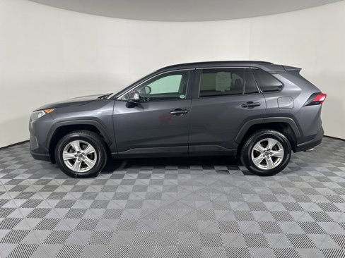 Used 2019 Toyota RAV4 XLE image 6