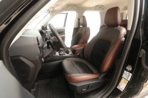 Used 2021 Ford Bronco Sport Outer Banks w/ Outer Banks Package (96D) image 35