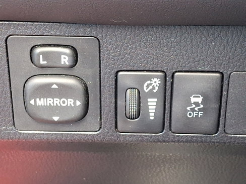 Used 2015 Toyota RAV4 XLE image 23