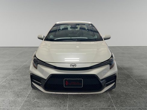 Used 2021 Toyota Corolla SE image 2