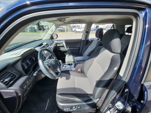 Used 2015 Toyota 4Runner SR5 image 24