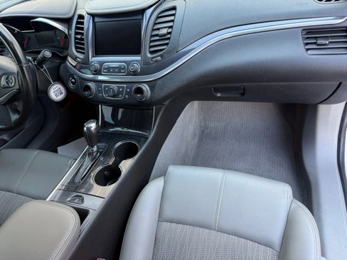 Used 2019 Chevrolet Impala LT image 31