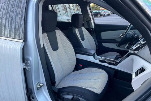 Used 2017 GMC Terrain SLE w/ Driver Alert Package I image 7