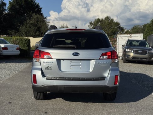 Used 2014 Subaru Outback 2.5i Premium image 4