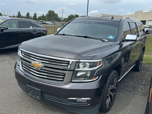 Used 2015 Chevrolet Suburban LTZ image 4
