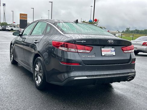 Used 2019 Kia Optima LX image 5