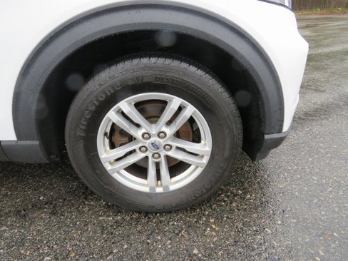 Used 2020 Ford Explorer XLT w/ Comfort Package image 26