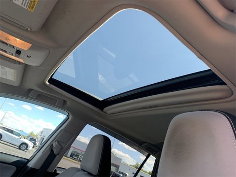 Used 2017 Toyota RAV4 XLE image 28