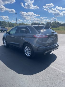 Used 2024 Ford Edge Titanium image 7
