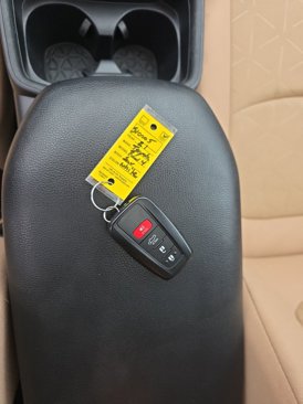 Used 2021 Toyota RAV4 XLE image 25