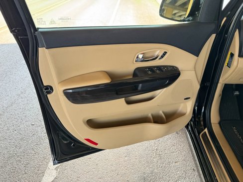 Used 2016 Kia Sedona SX Limited image 9