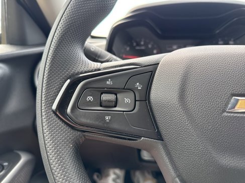Used 2025 Chevrolet Trax LS w/ LS Convenience Package image 15