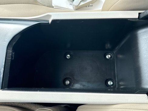 Used 2019 Toyota Camry LE image 26