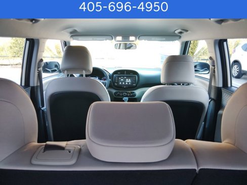 Used 2020 Kia Soul LX image 16