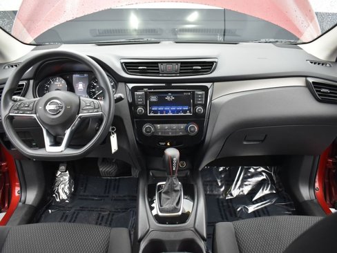 Used 2019 Nissan Rogue Sport S image 29