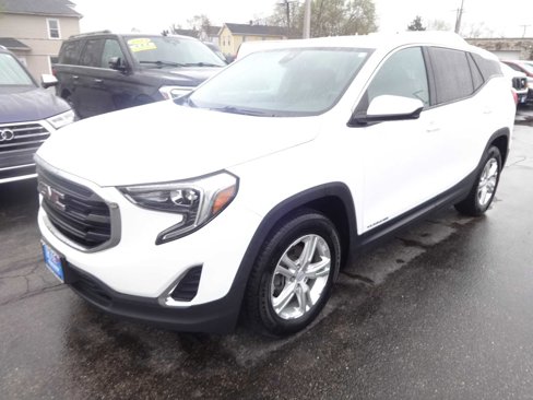 Used 2020 GMC Terrain SLE w/ LPO, Floor Liner Package image 3