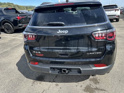 Used 2021 Jeep Compass Limited w/ Elite Interior Group image 10