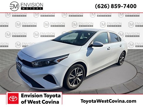 Used 2022 Kia Forte LXS image 1