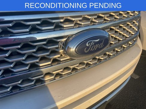 Used 2018 Ford Expedition Platinum image 8