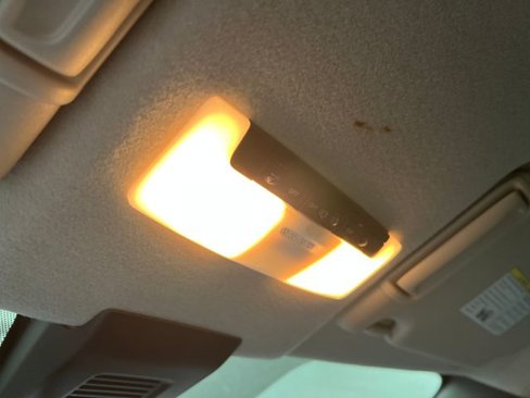 Used 2020 Nissan Kicks SR image 38