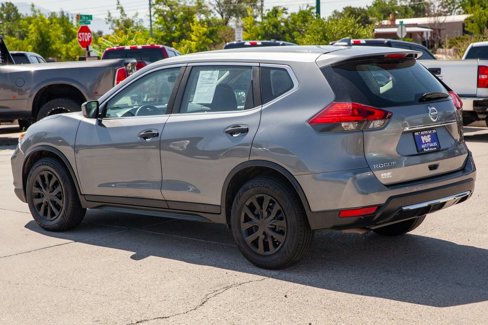 Used 2017 Nissan Rogue S image 7