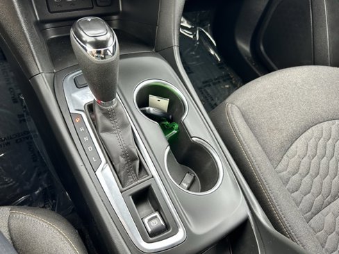 Used 2021 Chevrolet Equinox LT image 23